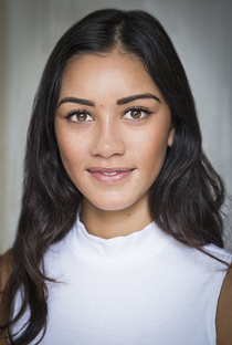 Luciane Buchanan - Poster 1