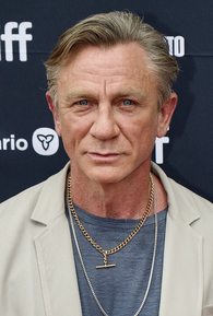 Daniel Craig