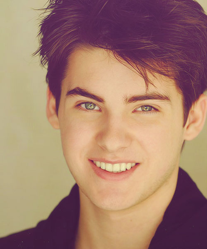 Cody Christian - Foto 2