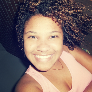 Foto de perfil de Júlia Carvalho