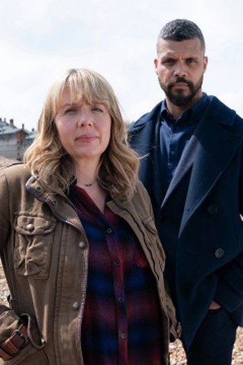 Poster de Episódio Girl, Whitstable Beach (2024)