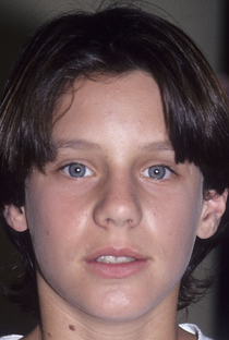 Omri Katz - Poster / Capa / Cartaz - Oficial 2