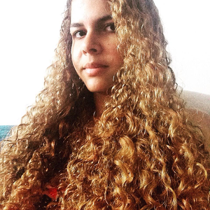 Foto de perfil de Camila Ribeiro