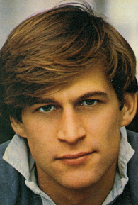 Simon MacCorkindale