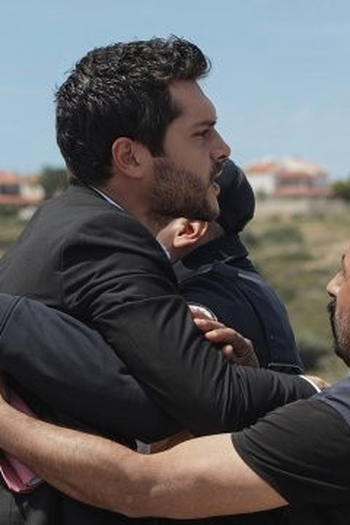Poster de Episódio 20. Bölüm (2021)