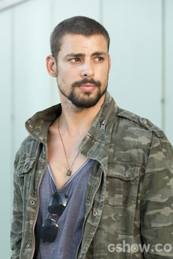  de Série O Caçador (2014)