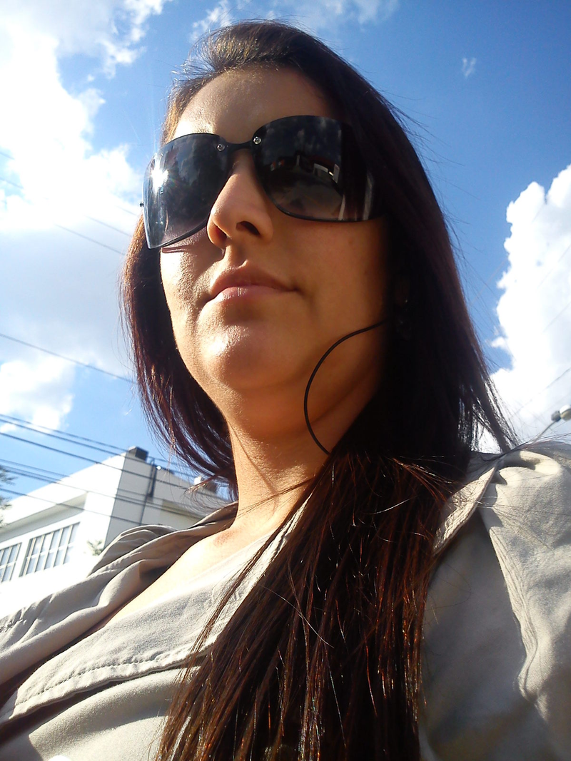 caroline de Oliveira - Foto 1