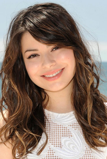 Miranda Cosgrove - Poster 1