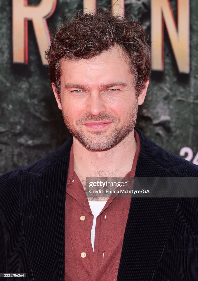 Alden Ehrenreich - Foto 7