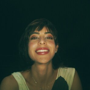 Foto de perfil de Thays Farias