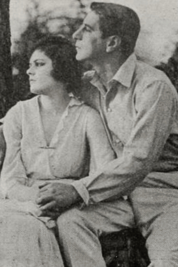 Poster de Filme The Mad Lover (1917)