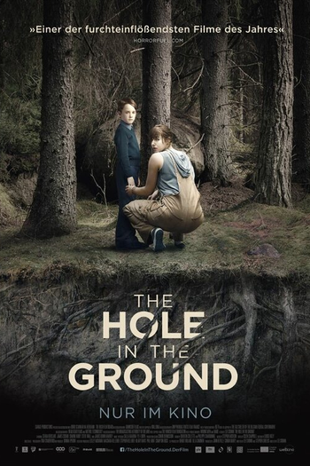  de Filme O Bosque Maldito (2019)