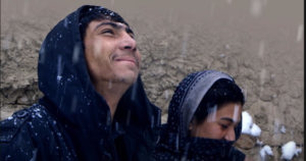 Crítica: Três Canções Para Benazir - Infinitividades