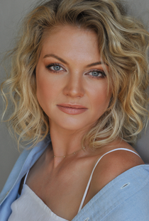 Cariba Heine - Poster 1