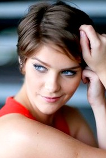 Isabella Santoni - Poster 1