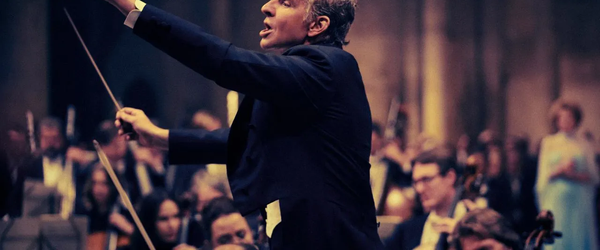 Brad Pitt diz que ‘Maestro’ é “um dos melhores filmes da década”