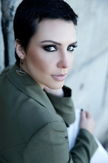 Camila Rodrigues (I)