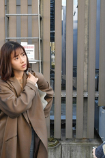 友達じゃない (友達じゃない)