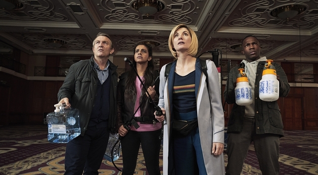 Jodie Whittaker confirma que continuará em Doctor Who: assista a 11ª temporada completa!