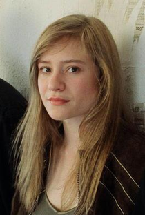 Julia Jentsch - Poster 1