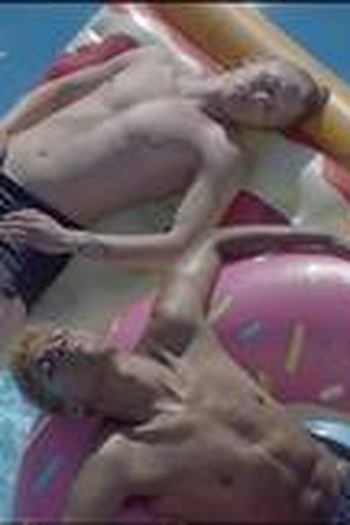 Poster de Curta Like a Mirrored Pool (2016)