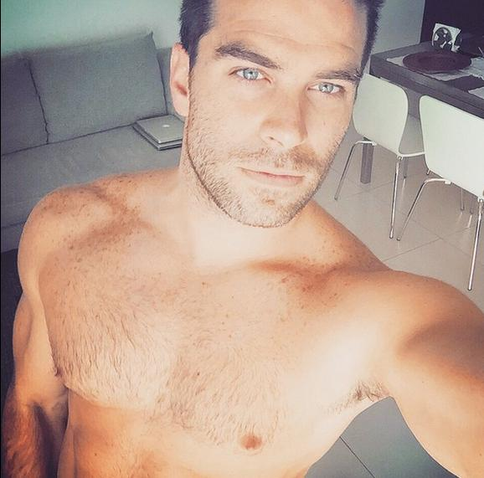 Alejandro Nones (9 de Dezembro de 1982) | Artista | Filmow
