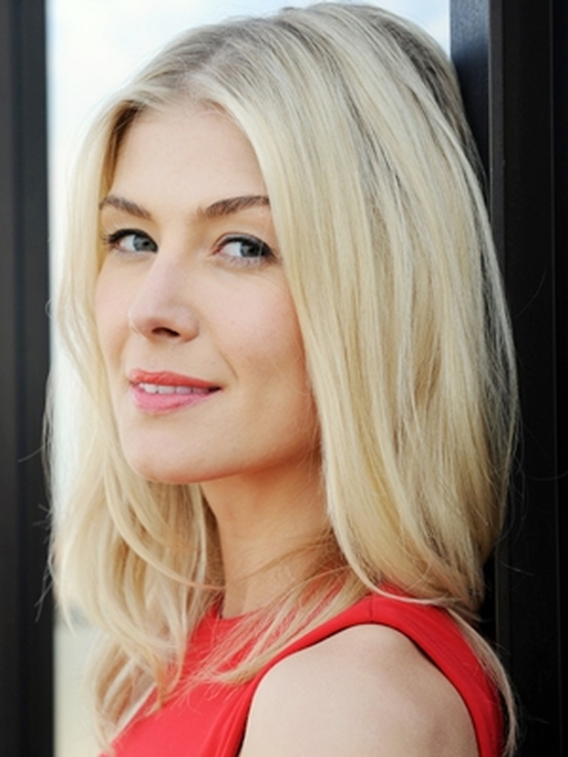 Rosamund Pike - Foto 22