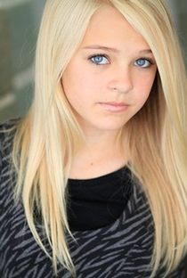 Quinn Hunchar - Poster 1