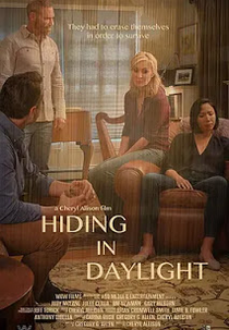 Escondido a luz do dia (HIDING IN DAYLIGHT)