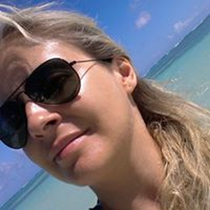 Foto de perfil de Angela Mara