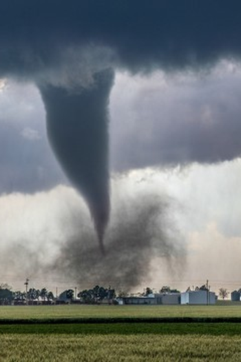 Poster de Episódio Tornado Torrent 2025 (2025)