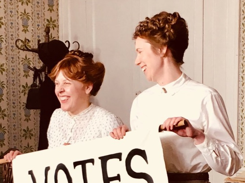 Foto 2 de Suffragettes with Lucy Worsley