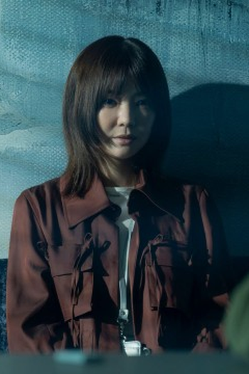 Poster de Episódio 堕(お)ちた女神 (2025)