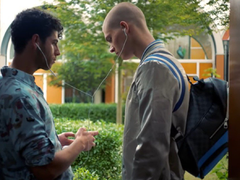 Foto 11 de Apenas Amigos