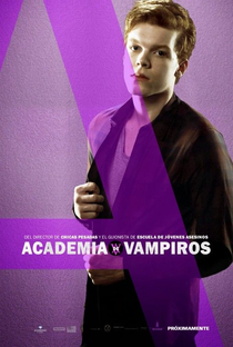Academia de Vampiros: O Beijo das Sombras - Poster / Capa / Cartaz - Oficial 29