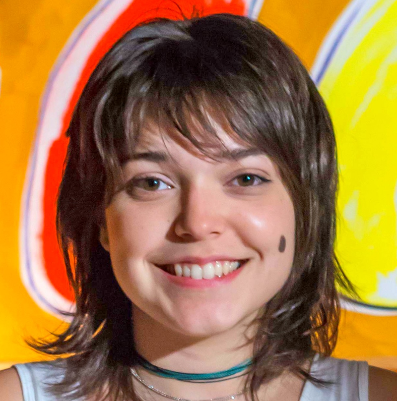 Bella Camero - Foto 1