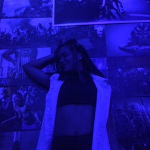 Foto de perfil de Monique Ribeiro