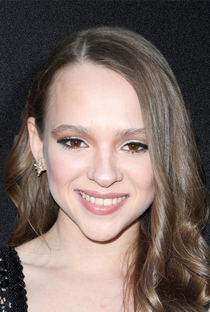 Shira Haas - Poster 1