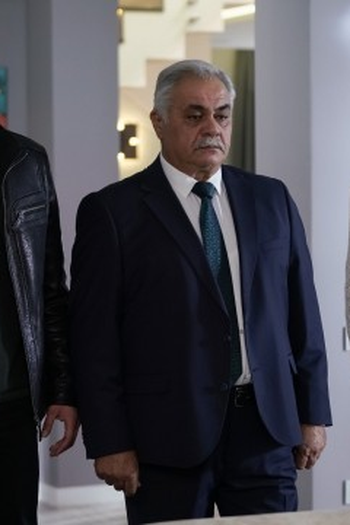 Poster de Episódio 10. Bölüm (2023)