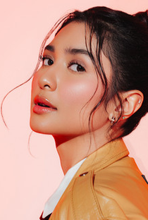 Mikha Tambayong - Poster 1