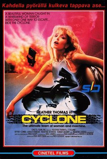 Cyclone: A Máquina de Combate - Poster / Capa / Cartaz - Oficial 3