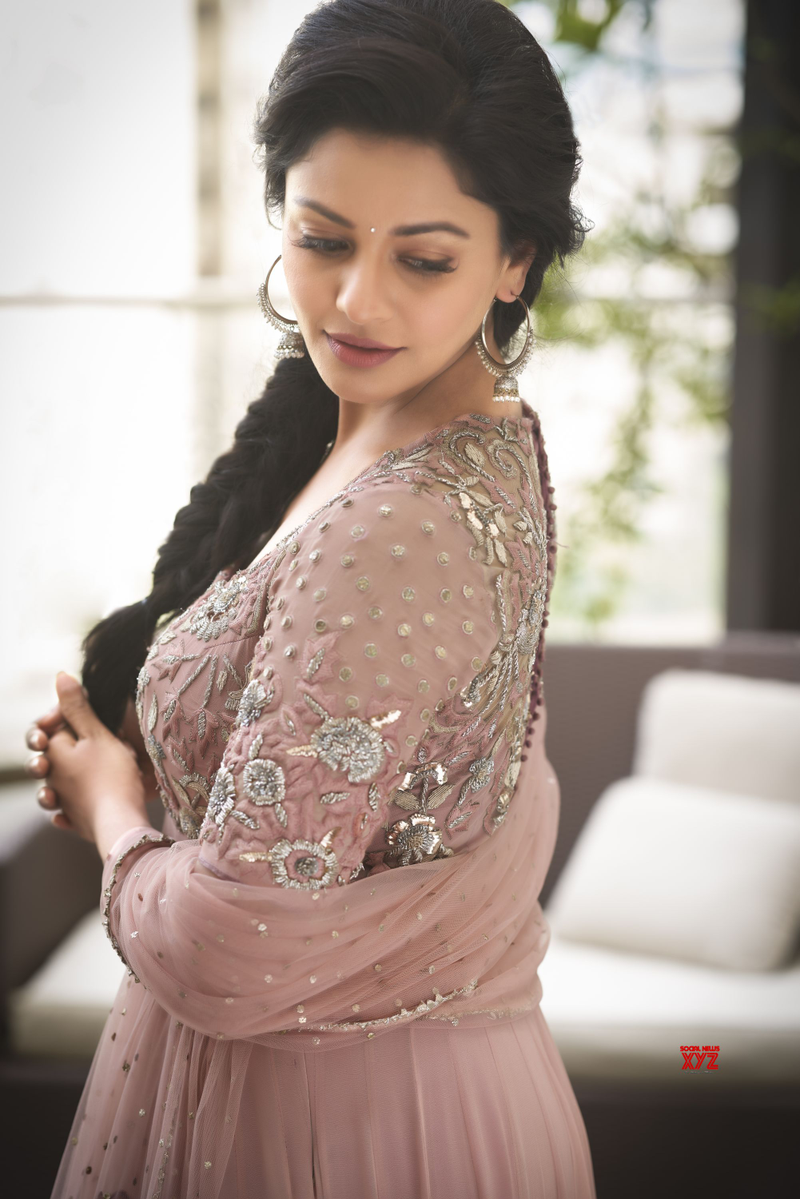 Pooja Kumar - Foto 2