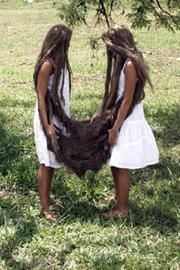 Poster de Curta Xifópagas Capilares Entre Nós (2007)