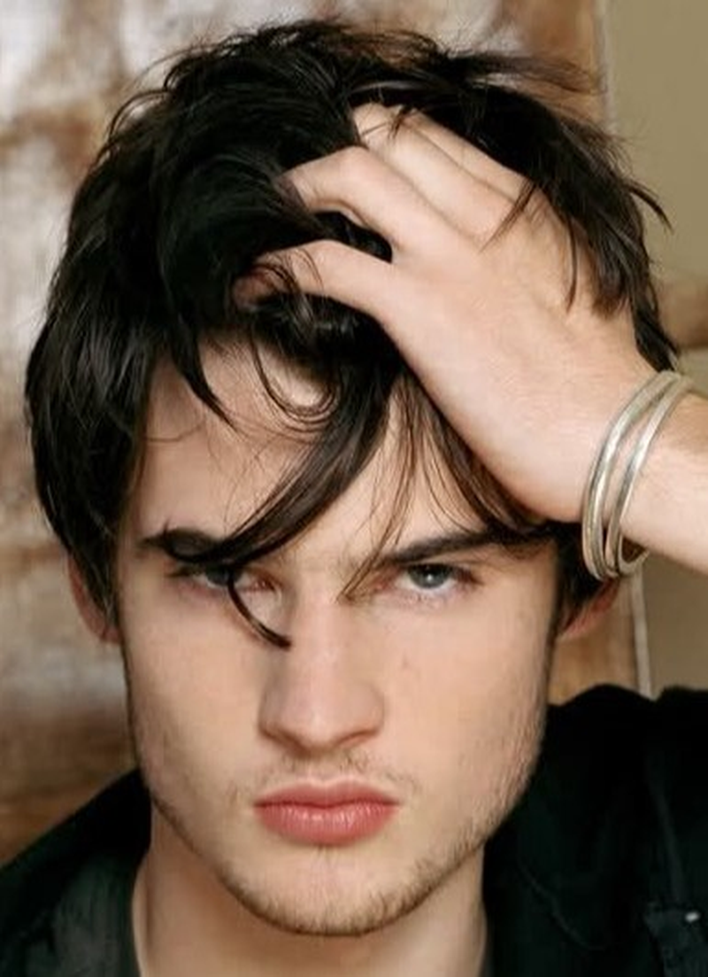 Tom Sturridge - Foto 1