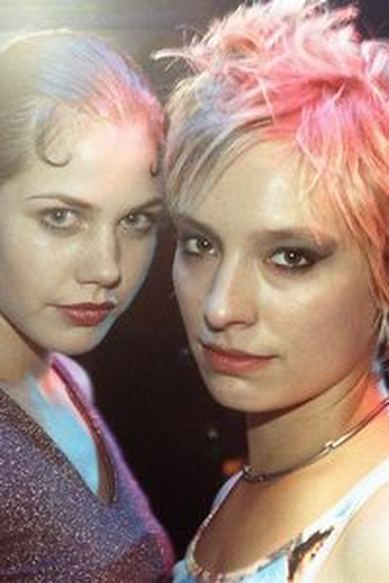 Poster de Episódio Lesbe sein dagegen sehr... (2002)