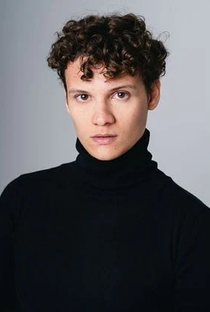 Lucas Carvalho - Poster 1