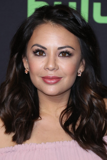 Janel Parrish - Poster / Capa / Cartaz - Oficial 2
