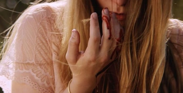 'Downrange': Jovens são caçados no violento trailer do terror | CinePOP