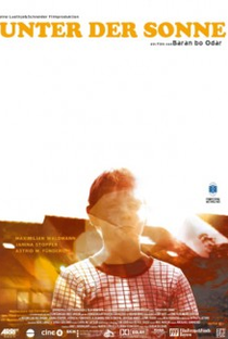 Under the sun - Poster / Capa / Cartaz - Oficial 1