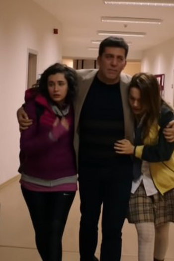 Poster de Episódio 31. Bölüm (2014)